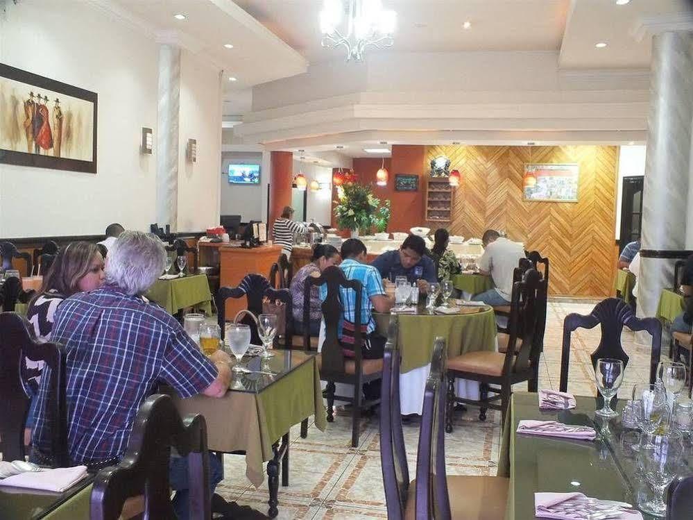 Hotel Puerta Del Sol Давид Екстер'єр фото